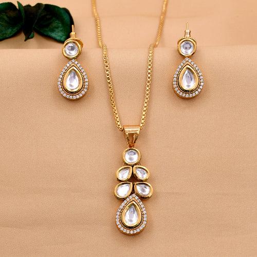 Pear Shape Kundan Pendant Set