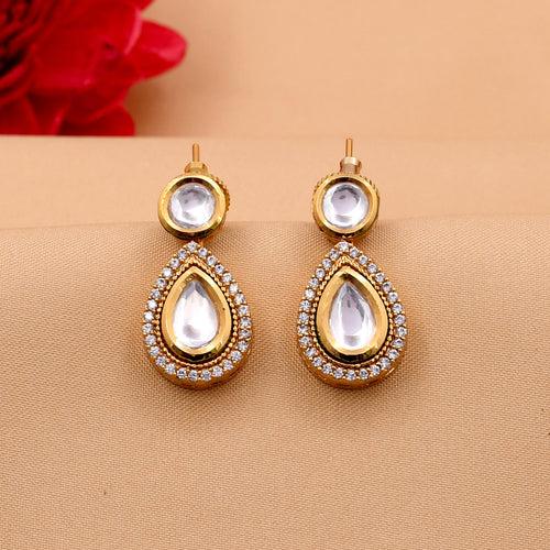 Pear Shape Kundan Pendant Set