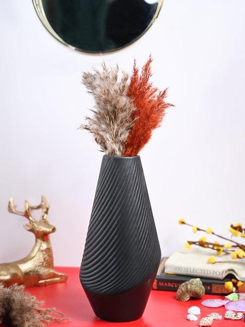 VON CASA Ceramic Black Vase