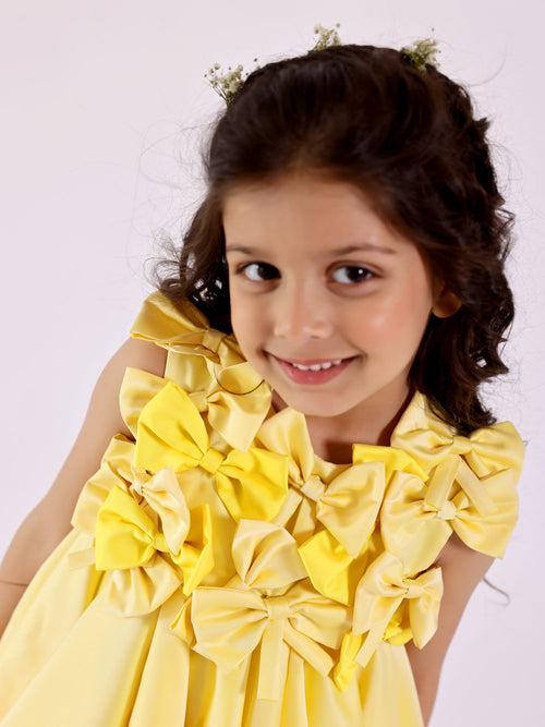 Janya's Closet: Twirly Yellow Bows Dress