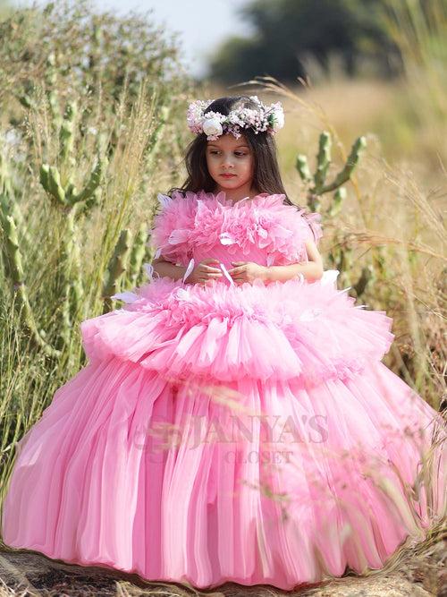 Princess Dreamer Dress With Feathers And Hair Pin *