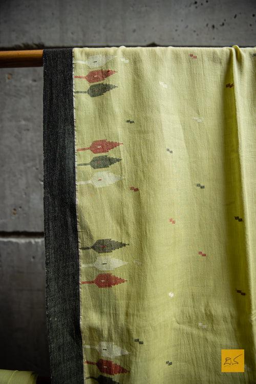 Supraja Hand spun Cotton Handwoven Jamdani Saree