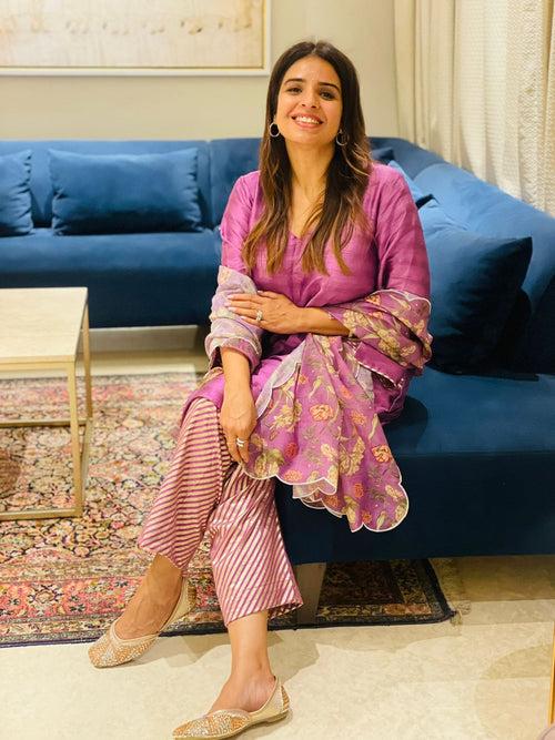 PURPLE GAURI KURTA WITH PANTS AND ODHANI SET