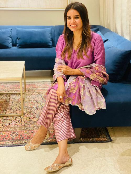 PURPLE GAURI KURTA WITH PANTS AND ODHANI SET