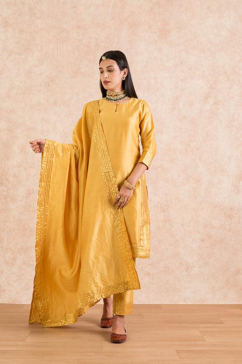 TARA KURTA, DUPATTA & TROUSERS