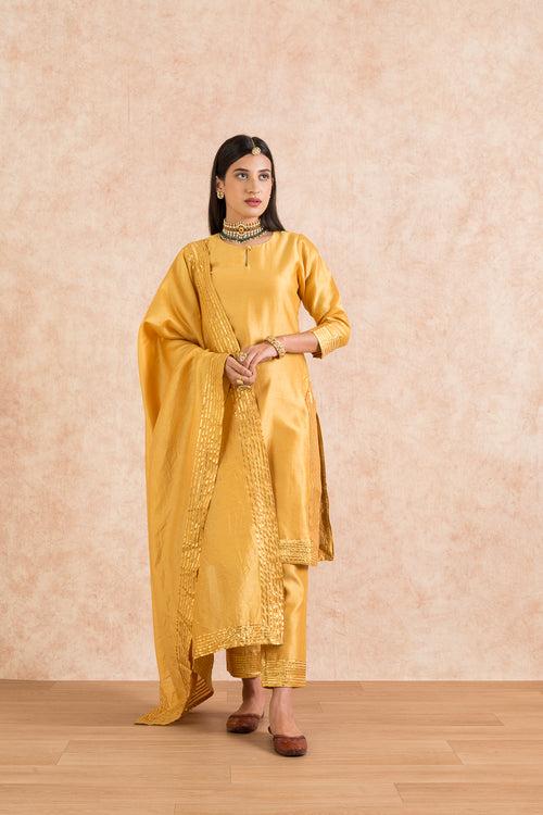 TARA KURTA, DUPATTA & TROUSERS