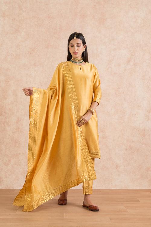 TARA KURTA, DUPATTA & TROUSERS