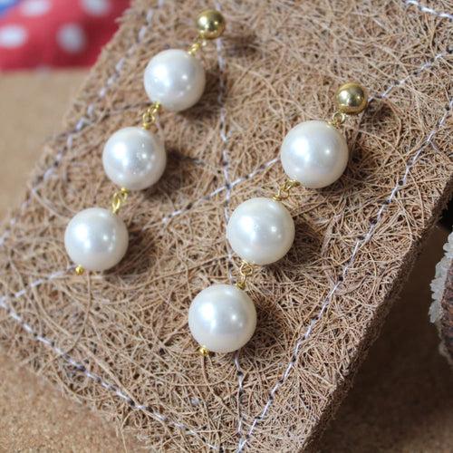 #5 - Round Shell Pearl Earrings
