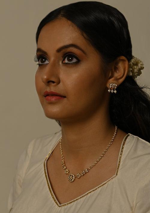 Pearl Kumuda Earrings