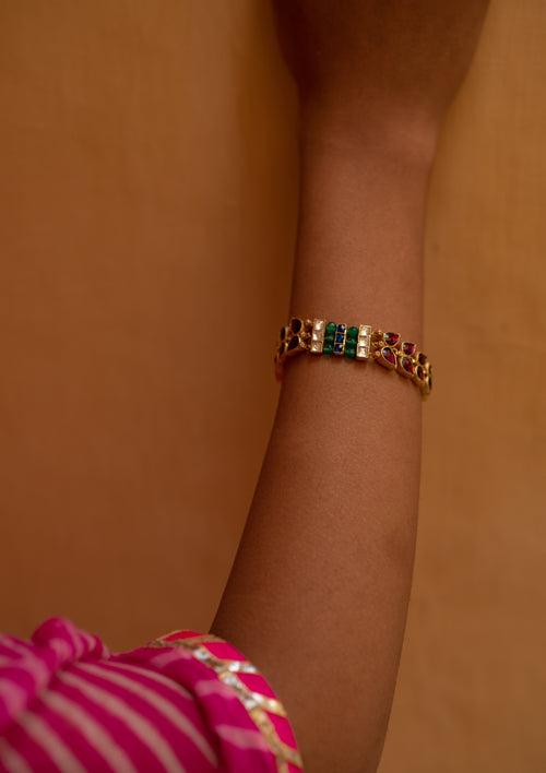 Hariyali Bracelet (Customized Size)