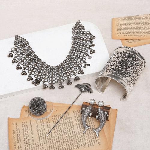 Teejh Mahabalipuram Oxidised Silver Jewellery Gift Set