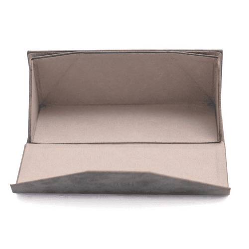 SILKEN SLATE TRI-FOLD CASE