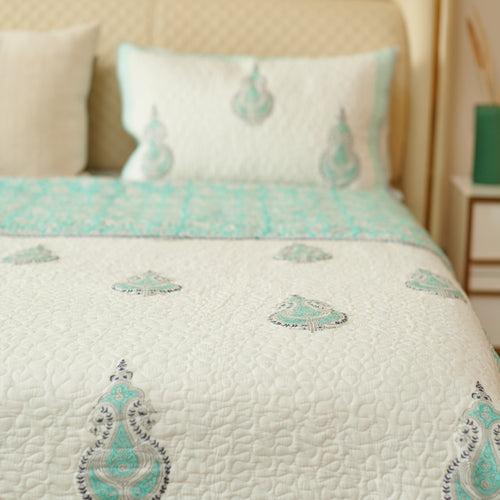 Blue Jacquard Quilted Bedspread Set Double (Reversible)