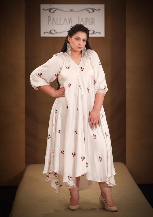 Meher off white dress to impress