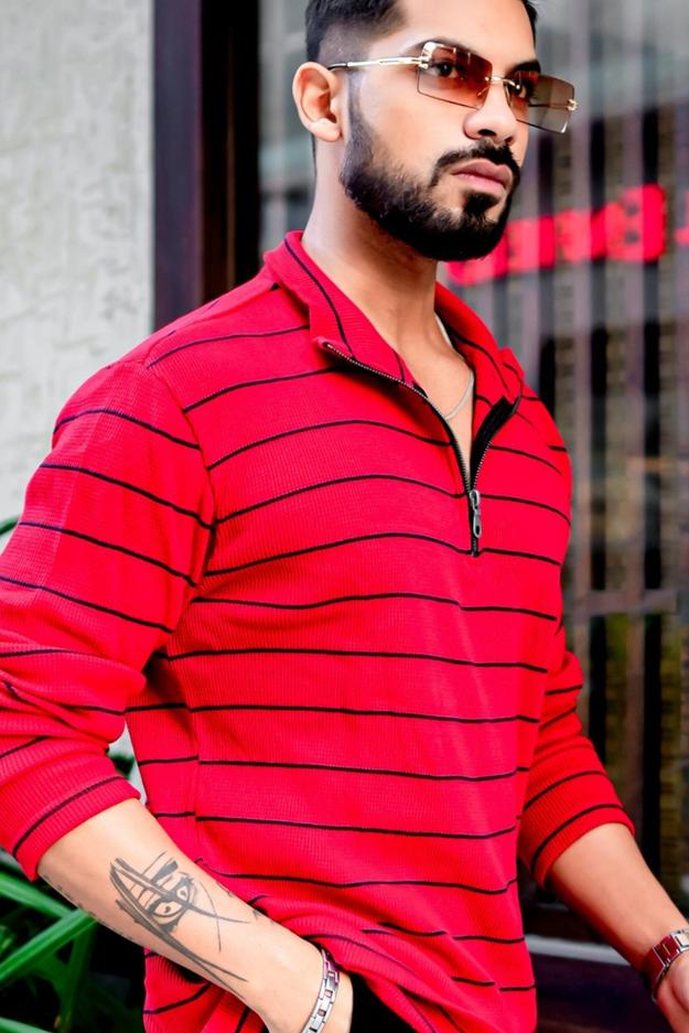 Red Ribbed Zipper T-Shirt