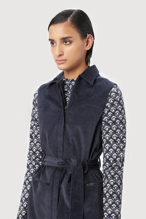 Easy Fit Sleeveless Jacket with Double Stitch Construction