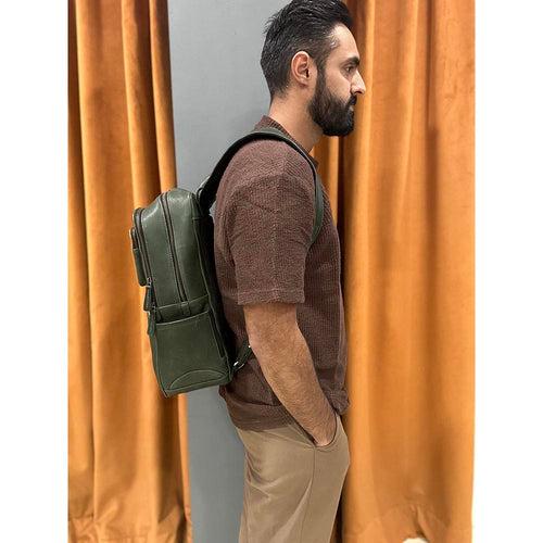 Green Hunter Vintage Leather Bagpack With Suede Detail