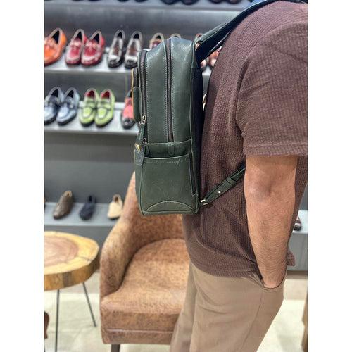 Green Hunter Vintage Leather Bagpack With Suede Detail