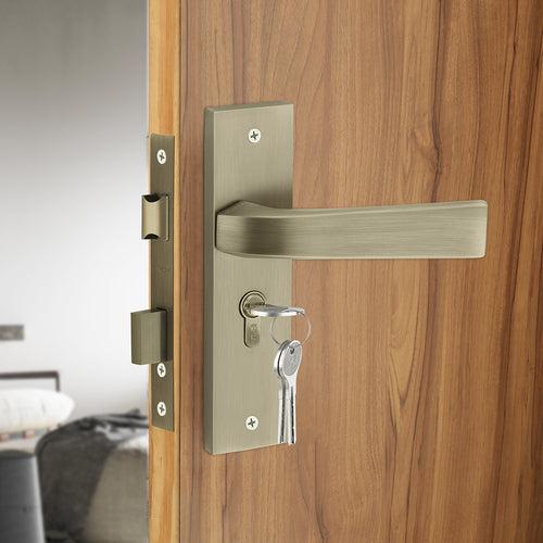 IPSA Russet Moderna Handle Series on 8" Plate CYS Lockset with 60mm Both Side Key - Matte Antique Finish MAB