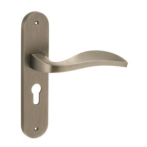 IPSA Scarlet Moderna Handle Series on 8" Plate CYS Lockset with 60mm Coin and Knob - Matte Antique Finish MAB