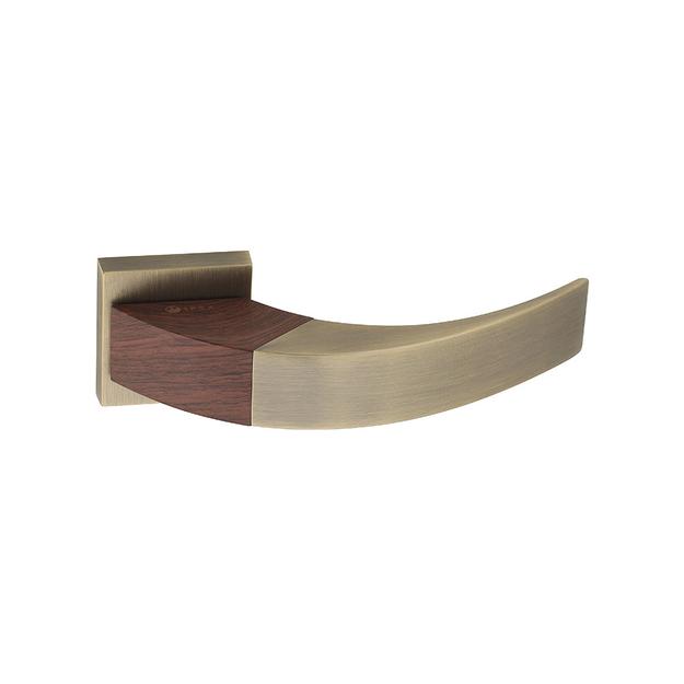 IPSA Fed Lord Series On Rose Door Handle without Lock body & Cylinder Only Pair Finish: MAB/WOOD