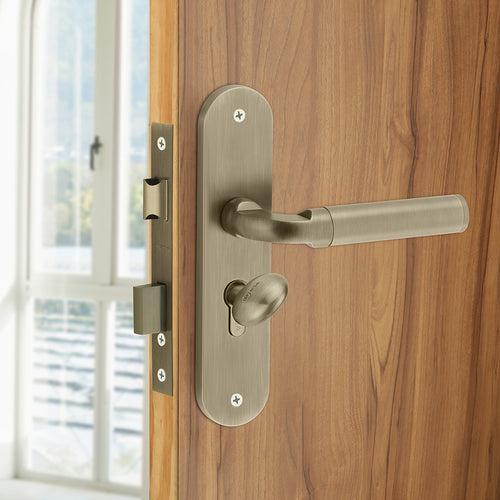 IPSA Cherry Iris Handle Series on 8" Plate CYS Lockset with 60mm Coin and Knob - Matte Antique Finish MAB