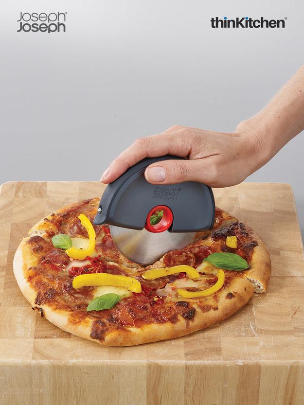 Joseph Joseph Disc Easy-clean Pizza Cutter - Grey