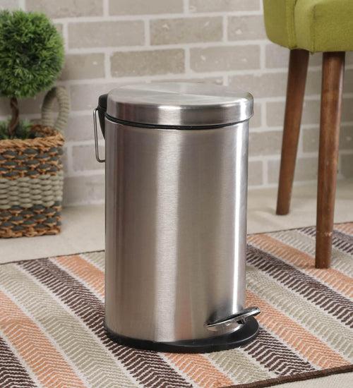 Parasnath Stainless Steel Plain Pedal Dustbin With Plastic Bucket (7''X11''- 5 Liter)