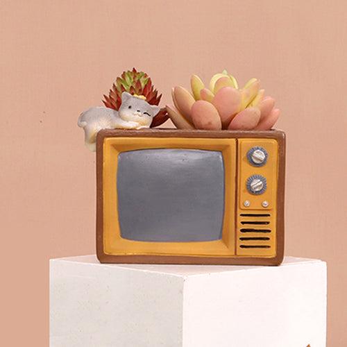 Cute Cat on Retro Tv Resin Succulent Pot