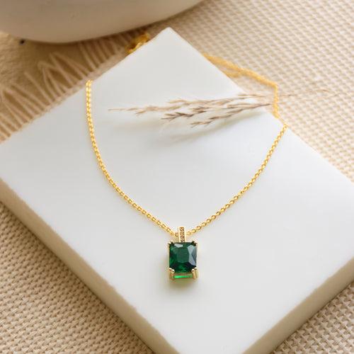 The Enigmatic Emerald Mix Necklace