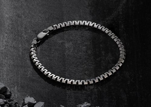 Sleek Ripple Bracelet