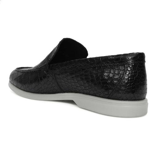 Yacht Slip-On Shoes in Black Croco