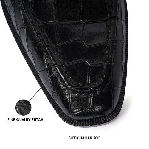 Sleek Italian Men's Loafer with chain detailing