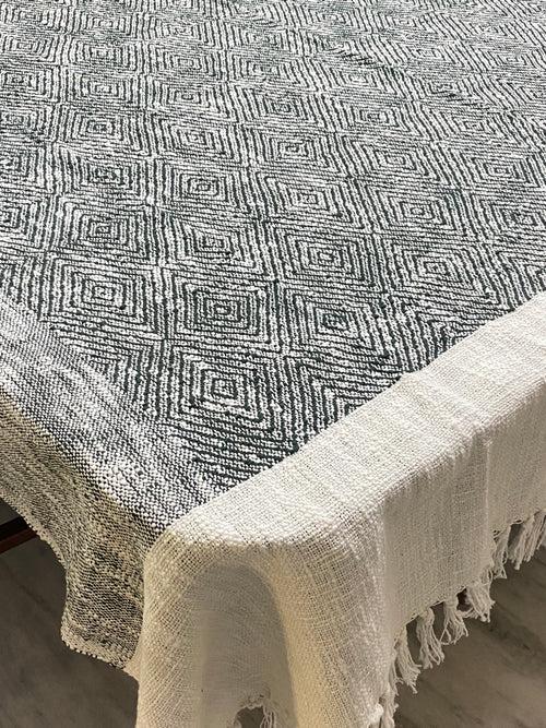 Woven Cotton Table Cloth 6 Seater (90*60 inches)