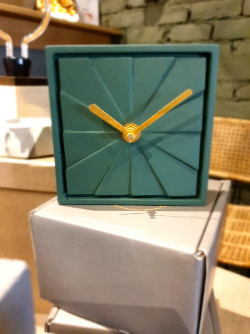 Table Clock - Elegance Royal Green