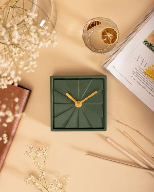 Table Clock - Elegance Royal Green