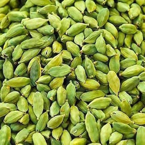 Kunjika Jadibooti Green Cardamom (Elaichi) Hari Elaichi | Fresh and Fragrant | 100% Natural No Artificial Colours or Preservatives | Indian Spices & Masala - 100 gm