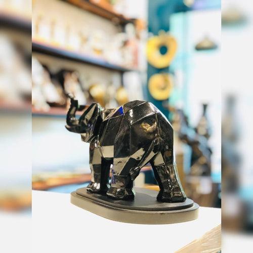 Elephant Statue | Black | Diamond Cut