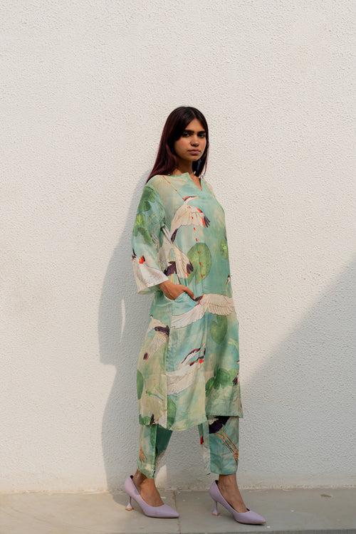 Oriental Cranes and Frogs Kurta Set