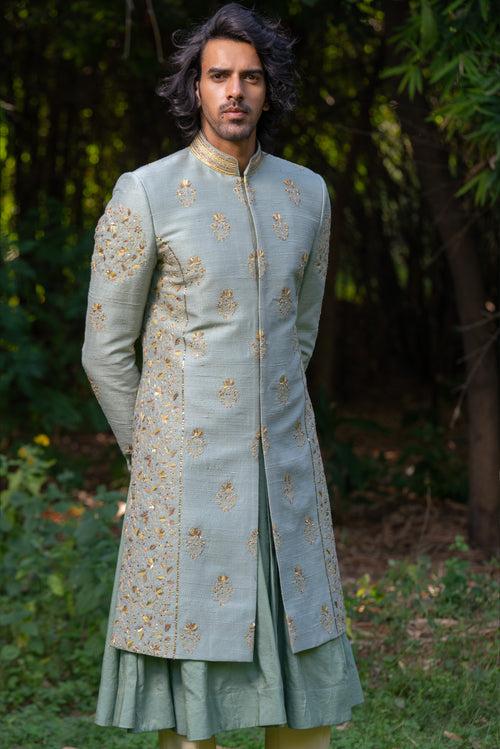 Majnun Sherwani