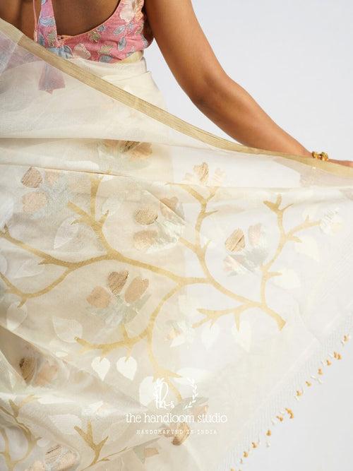 Offwhite cotton jamdani saree