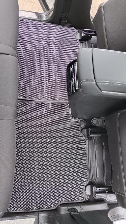 Top Gear 4D Rody HC Leatherite Car Mats for MG Hector (5)-Black(HC-Silver//Black)