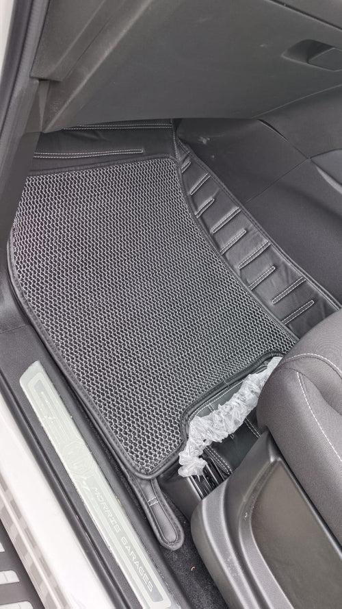 Top Gear 4D Rody HC Leatherite Car Mats for MG Hector (5)-Black(HC-Silver//Black)