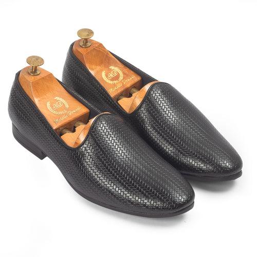 Textured Fusion Jutti Slipons (Black)