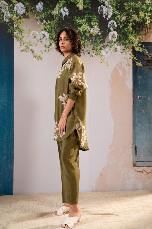 Discharge Print Oversized Shirt And Pant Set In Chanderi