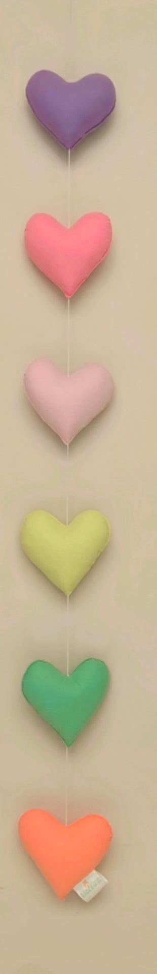 Feel the love vertical Bunting (Candy Pop)