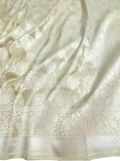 Elegant Pastel Banarasi Handloom Silver Zari Saree