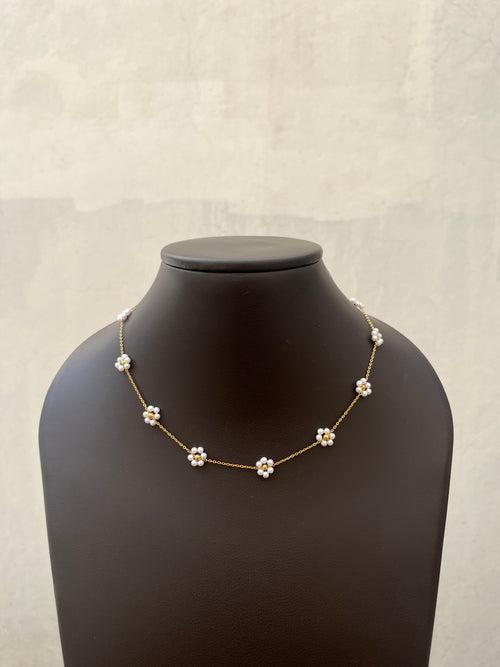 Row of Flower Pearl Necklace