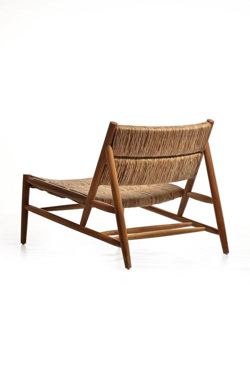 Host — Lounge chair