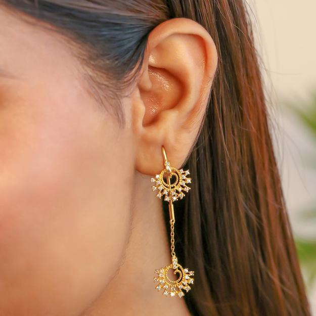 Silver Sparkling Zircon sui dhaga earring